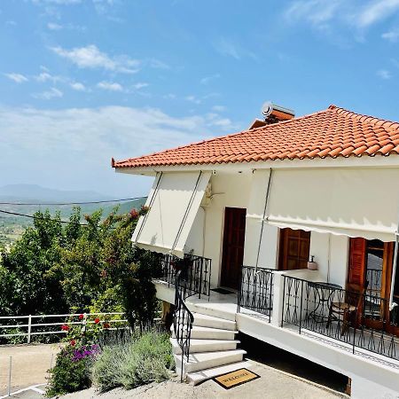 Guesthouse Lykourgos Mavrommation Ngoại thất bức ảnh